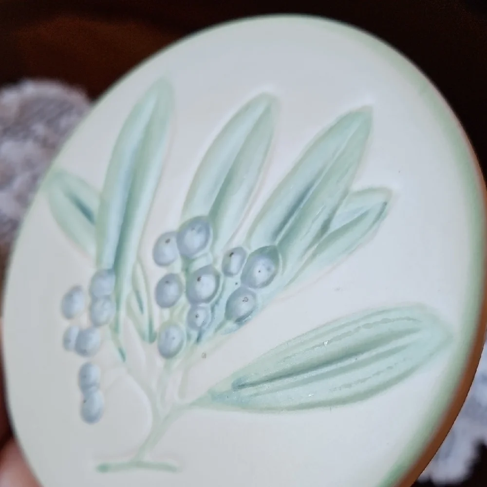 Set of 7 Beautiful Embossed Ceramic Coasters Pinecones, Holly & Berries, Birds